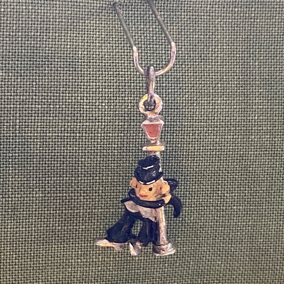 VTG I Sterling Enameled Lush On Lamppost Charm - Picture 9 of 16